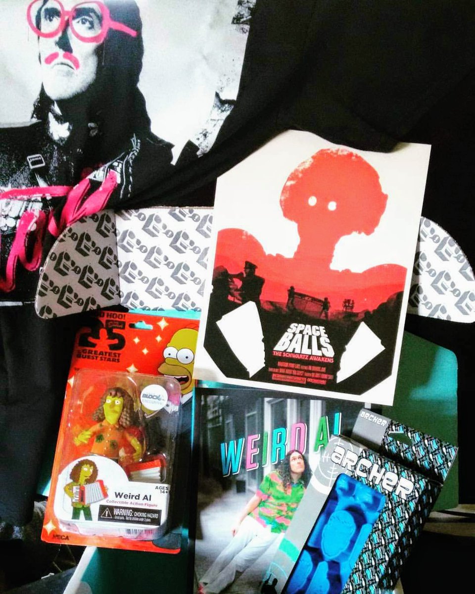 superjude81's tweet image. Five years ago I received the BEST subscription box EVER! 🤓 #Tbt #nerdblock