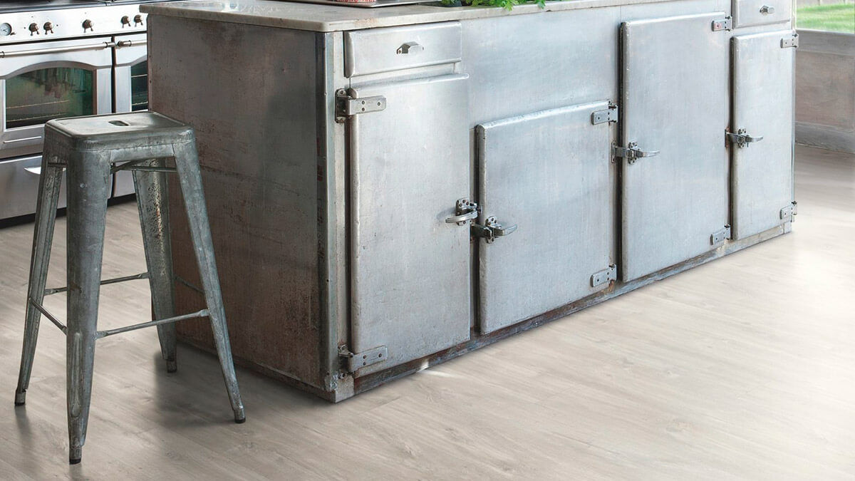 QuickStepBcn's tweet image. Alpha Vinyl, el futuro de los suelos de vinilo ¡ahora! bit.ly/3c4j9vT