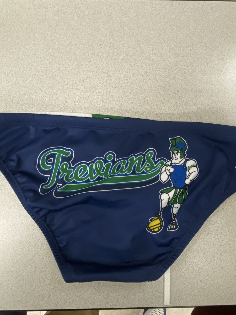 New Trier Water Polo tweet media