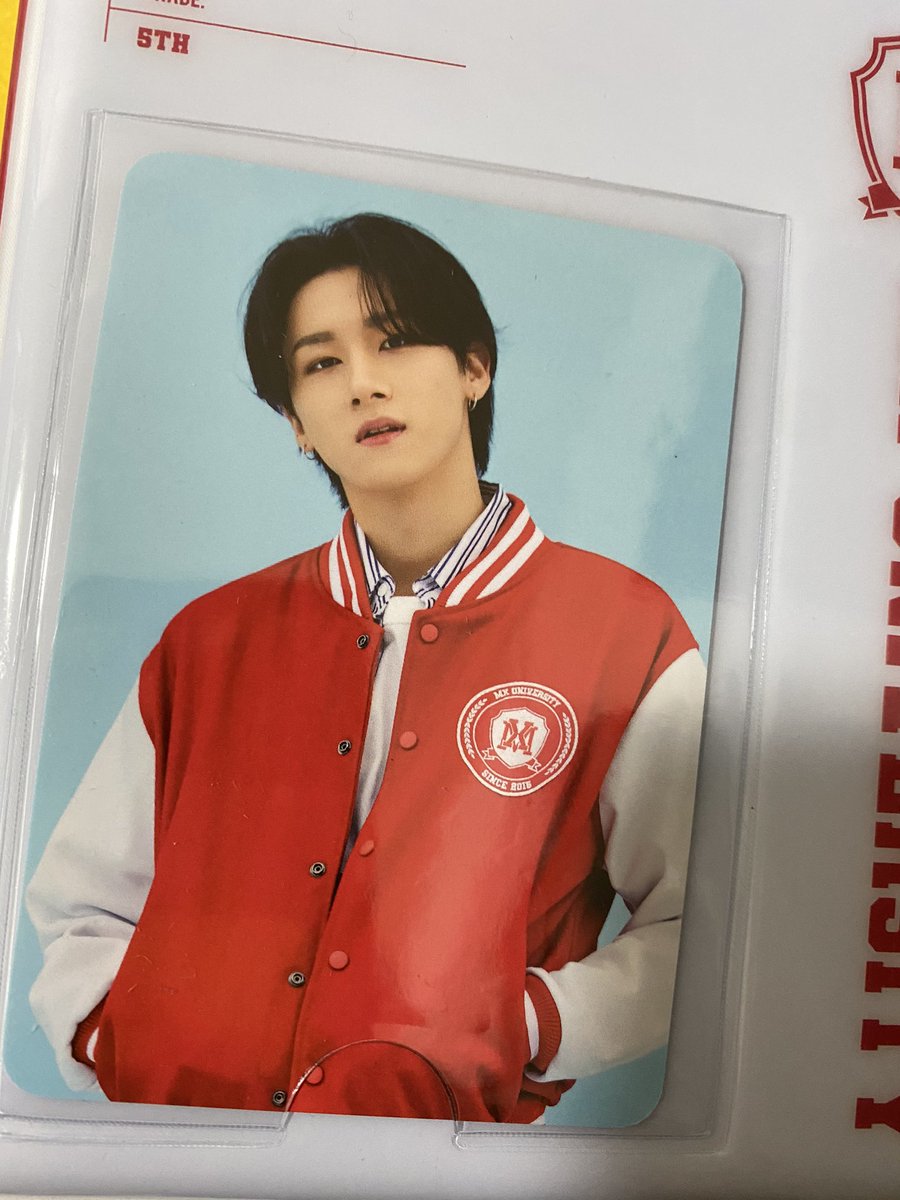 ayu_kh_mx's tweet photo. MONSTA X  monstax FANCON ペンコン フォトアルバム トレカ グッズ 交換 

(譲) チャンギュン　I.M

(求) キヒョン

トレカのみ郵送で交換可能な方いらっしゃいましたらリプまたはDMをお願い致します🙇🏻‍♀️

#モネク交換　#キヒョン　#チャンギュン https://t.co/nyW57kx4Vt