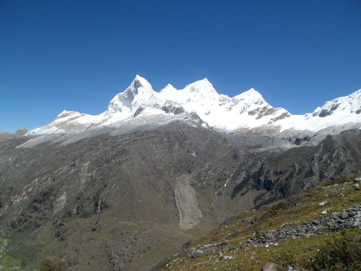 #Trekking #Wandern #hiking Welche Route passt zu mir? Was muss ich beim Trekking beachten? Welche nützlichen #Gadgets gibt es? bodyandmind.de/trendsportart-…