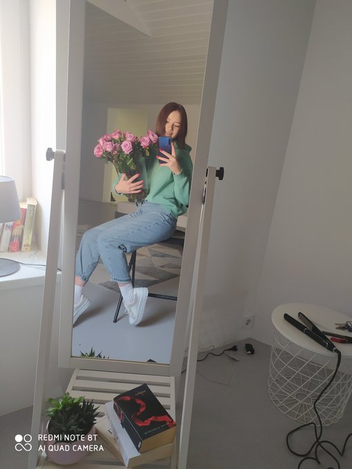 Flower girl🌼🌼🌼 https://t.co/3nTPd36lVJ