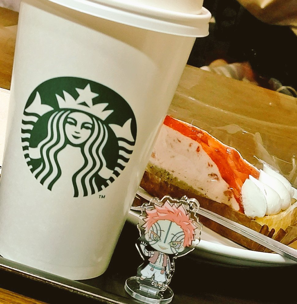 コーヒー(ちゃんとしたカップになります多分)と
ぎょ座くん
あかれんオンリーのやつ
全体的にゆるふわの線でいこうかな?
今日は久しぶりにカフェ入ったんだけど、外で飲むコーヒーはいいね☕
お供のストロベリータルトおいしかった??