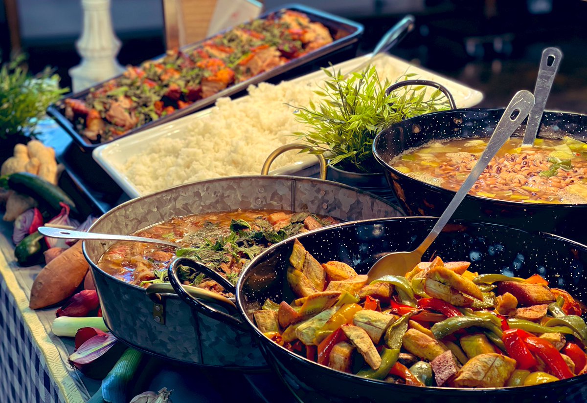 OxfordAndrew's tweet photo. Just one of 17 lovely lunches today well done team - Brazilian Feijoada #bellypork #blackbean #stew #plantain #olispatch @OliCullers @Rachael48432853 @chefbenji64 @tomchef123 @HolroydHowe @HHUppingham @ChefSi71 @Uppsim @SarahMccubbin6 https://t.co/asDDe80IlE