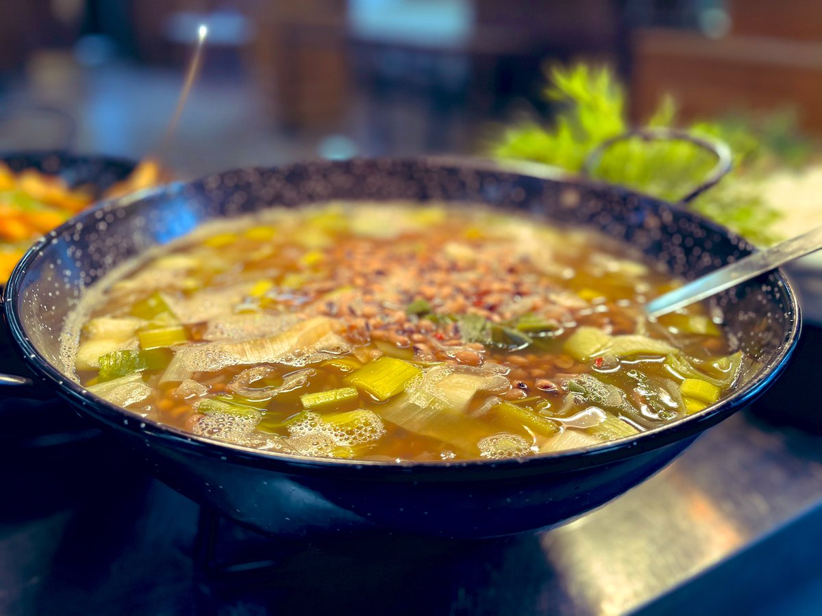 OxfordAndrew's tweet photo. Just one of 17 lovely lunches today well done team - Brazilian Feijoada #bellypork #blackbean #stew #plantain #olispatch @OliCullers @Rachael48432853 @chefbenji64 @tomchef123 @HolroydHowe @HHUppingham @ChefSi71 @Uppsim @SarahMccubbin6 https://t.co/asDDe80IlE