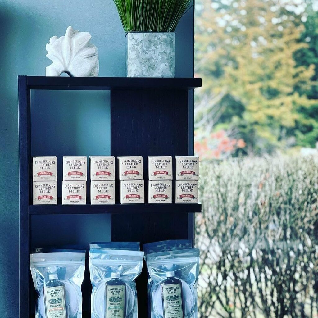 So happy to welcome @betterthandonating to the Leathermilk family! They’ve got an amazing assortment of unique furniture pieces (lots of luscious leather!). Check them out online or in person if you’re in the Bloomington, MN area. #leathermilkretailer #b… instagr.am/p/CNsW5QjBvJX/