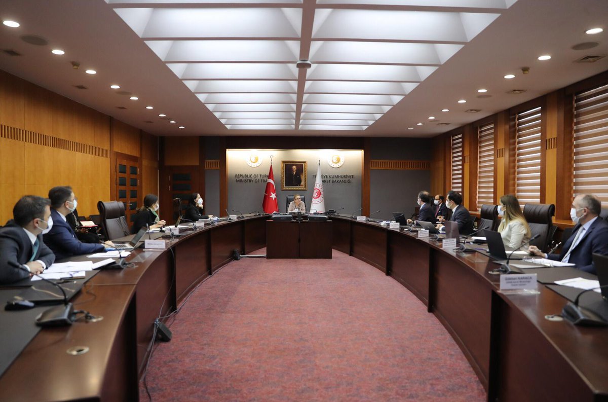 Ukrayna Devlet Başkanı Danışmanı Tymofiy Mylovanov ile verimli bir telefon görüşmesi gerçekleştirdik.

Türkiye-Ukrayna STA müzakereleri kapsamında teknik heyetlerimizin bir araya gelmesini kararlaştırdık.