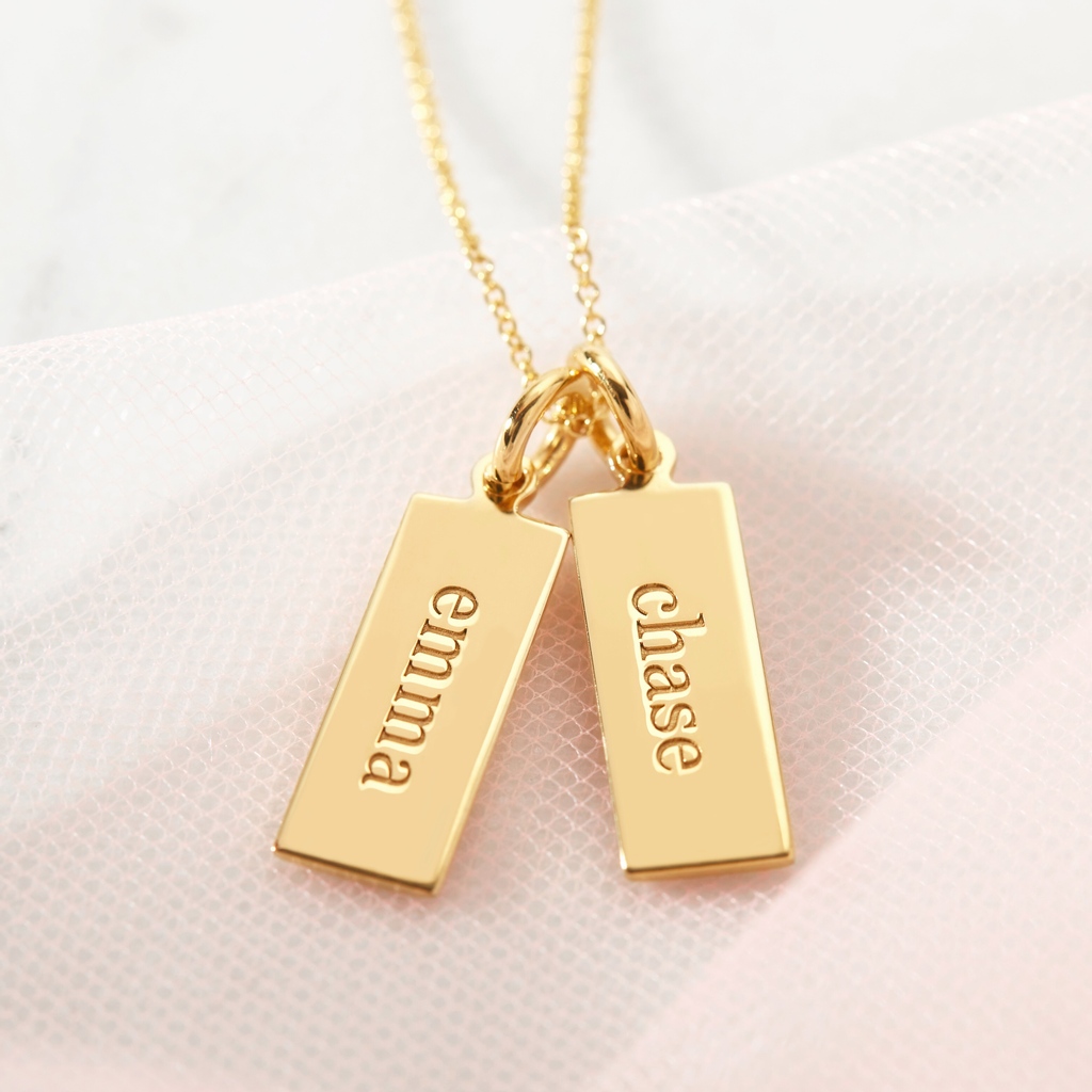brookandyork's tweet photo. Show mom, mum mum, mother, momma...whatever you might call her, some major love this year. 

Want to gift her Addison or some of our specific ladies (Luna, June, Scarlett, Violet, Jules) - order by 2 PM on 4/16 for Mother's Day delivery. 

https://t.co/6EBZPeDzM0 https://t.co/Em3ecFk2MT