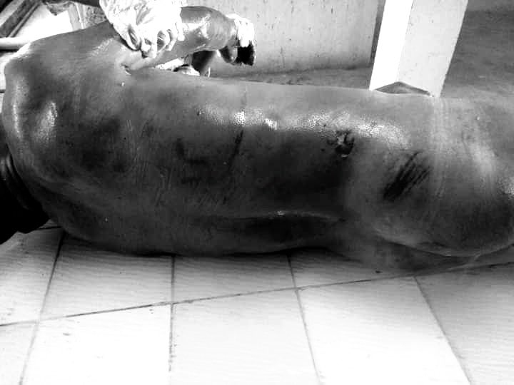 khinyadanarzaw5's tweet photo. Tw // Death, Wound
Another dead body found in #Monywa, Sagaing region with full of wounds. Lot of ownerless dead bodies around the country within these days. 

#Apr15Coup 
#WhatsHappeningInMyanmar https://t.co/HeIrzwNB9t