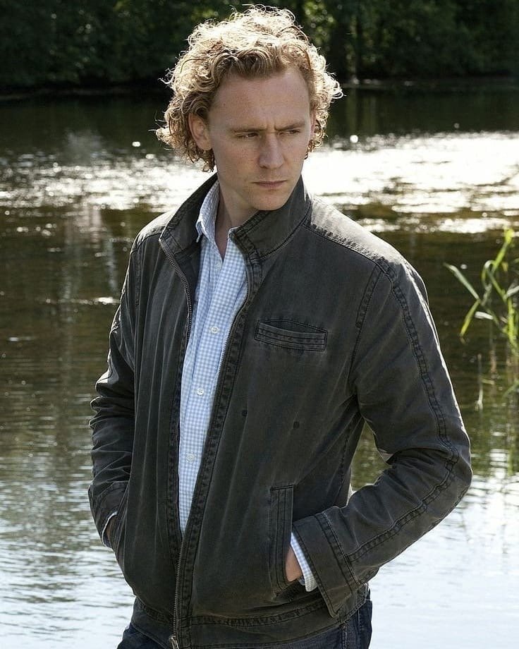 ssnows123456780's tweet photo. #Wallander 2008
#ThrowBackHiddles
#TomHiddleston
@HiddlestonSpam https://t.co/u0E4YhNg5v