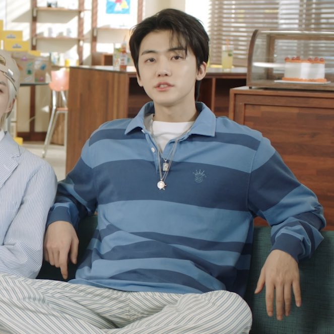 doongism's tweet photo. i want more blues clues jaemin did he only film this one clip in this fit https://t.co/NOP7xlU5m3