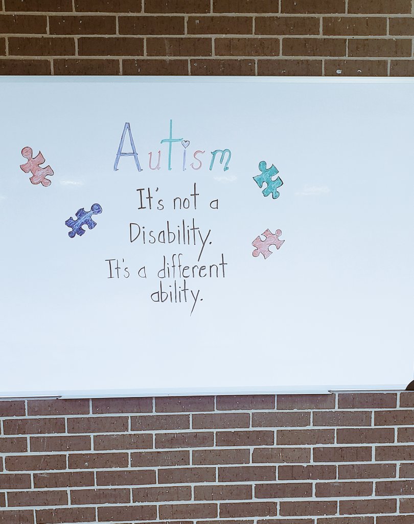 savvykj's tweet photo. Seeing mindful quotes about #Autism 🙂😍😗 @WilsonES_AISD makes me feel🙂 #autismawareness2021 https://t.co/FYuqd6XSrM