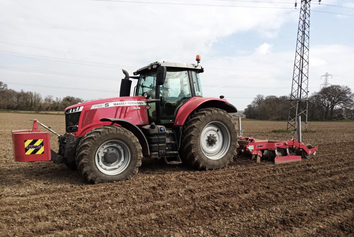 SamagriLtd's tweet photo. Across our 3 farms we have got 450 acres of Maize this year!! We will Sumo Trio around 8 inches deep, followed by a pass with one of our Kockerling Cultivators. Then when the soil is warm enough drill the Maize with “Our New This Season” 8 row Vaderstad Tempo drill. 

@SumoUKLTD https://t.co/FkMGcd4RMd