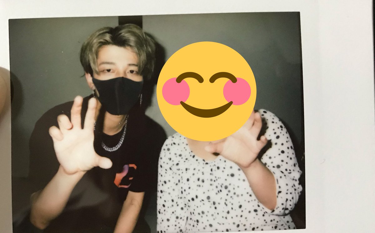 DISH_Priz_AKN's tweet image. 今日初めましてでPRIZE-OUTのメンバーMASAMICHIくんとChikaraくんと撮ってきました☺️面白い人達だったし、楽しかった😊また来てくれることがあったら行きたいな☺️最初2枚がMASAMICHIくん後2枚がChikaraくん！
#PRIZE-OUT
#MASAMICHI
#Chikara
@PO_MASAMICHI 
@PO_CHIKARA