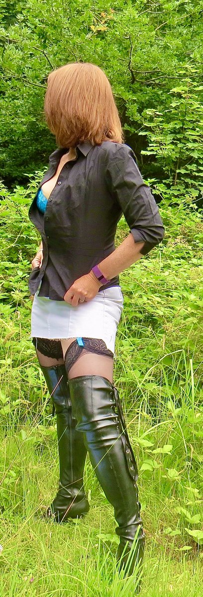 Thigh high boot Thursday xxx (just before a video shoot) 😉