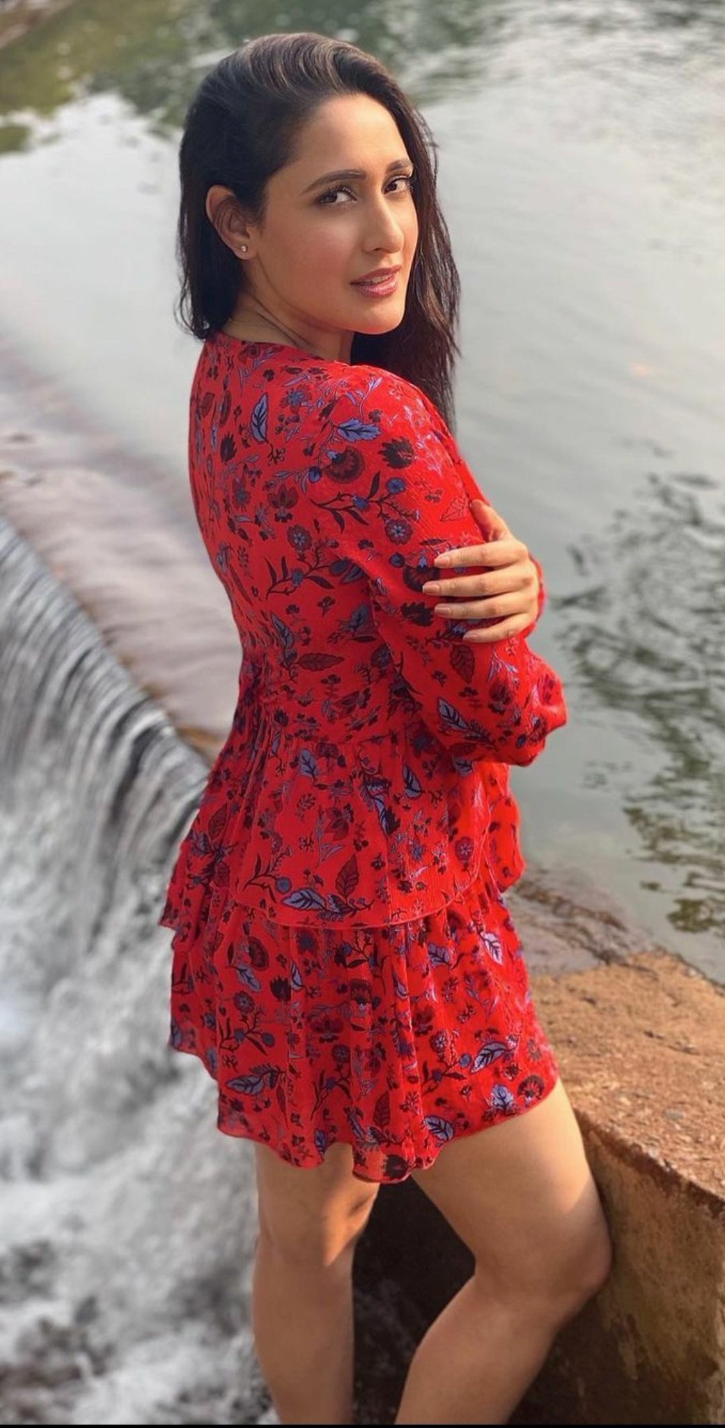 EzBIS7DVEAIg-ga?format=jpg&name=large