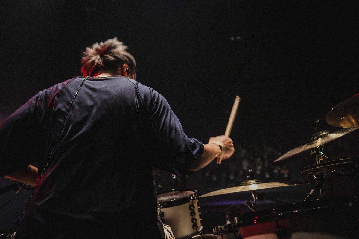 MyFirstStory_BR's tweet photo. STORYTELLER TOUR 2021 - Zepp Osaka Bayside DAY 1 [ Abr 5, 2021] 

➡️ More pics: https://t.co/aoyNr69iQY

cr: @MyFirstStory_of Twitter

#myfirststory #mfs #マイファス #hiro #teru #nob #kidz #zeppnagoya
#storytellertour https://t.co/wJ21Ap2IK1