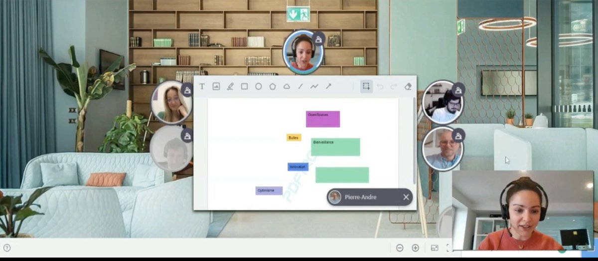 Innov_Immo's tweet photo. Sophie Lazard nous présente @Glowbl_Official, qui propose une solution #tech collaborative pour pouvoir travailler ensemble, se retrouver, se former ensemble via un espace virtuel ➡ https://t.co/cuC1P9510r #Décloisonnement #Recrutement #FluxContinu https://t.co/8dZkYwfdqL