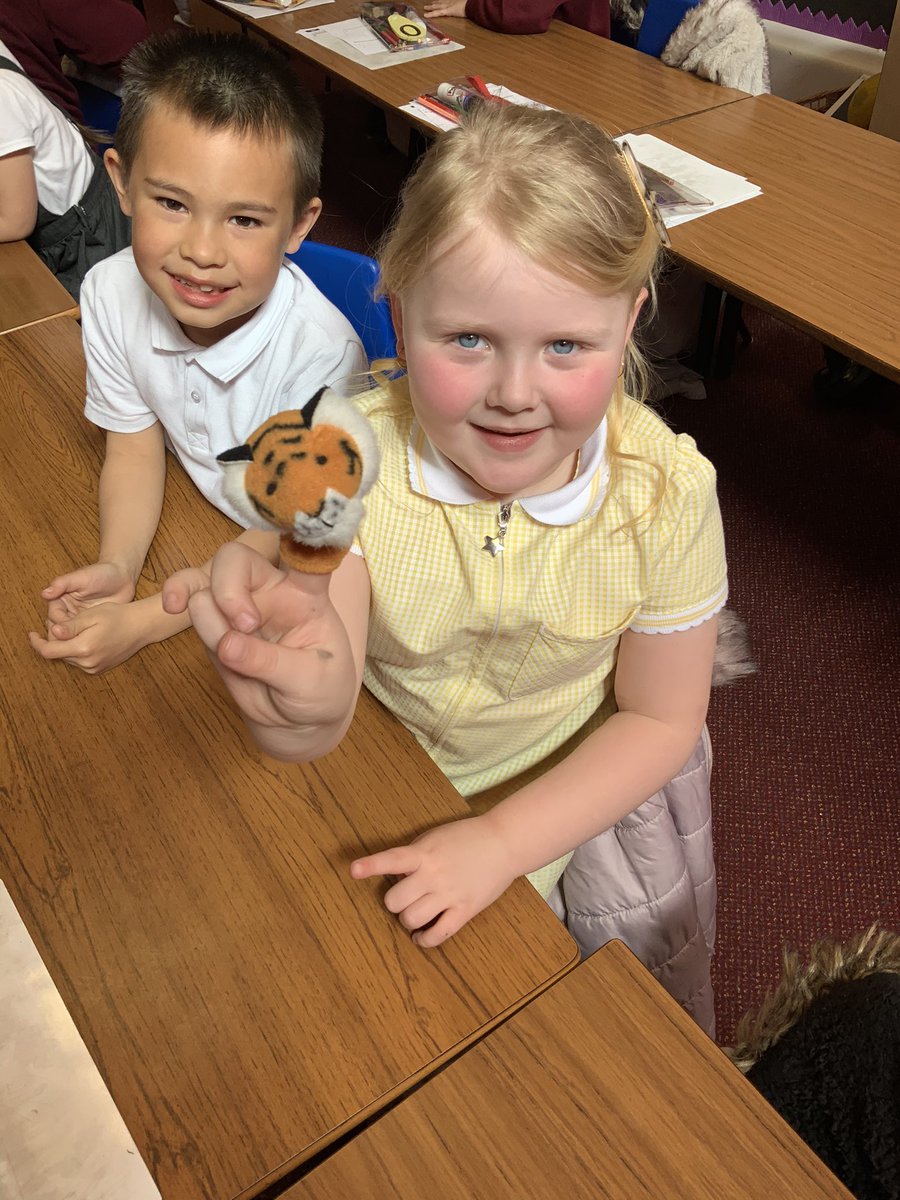 ABCPschool's tweet photo. This afternoon we have been exploring some different kinds of puppets for our DT unit... we will be designing and making our own hand puppets and we can’t wait! #ABdesigntechnology #ADdt #HandPuppets #Class2S https://t.co/iruvVYCfGx
