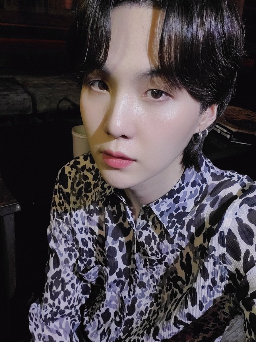 yoongi mullet selcas are everything