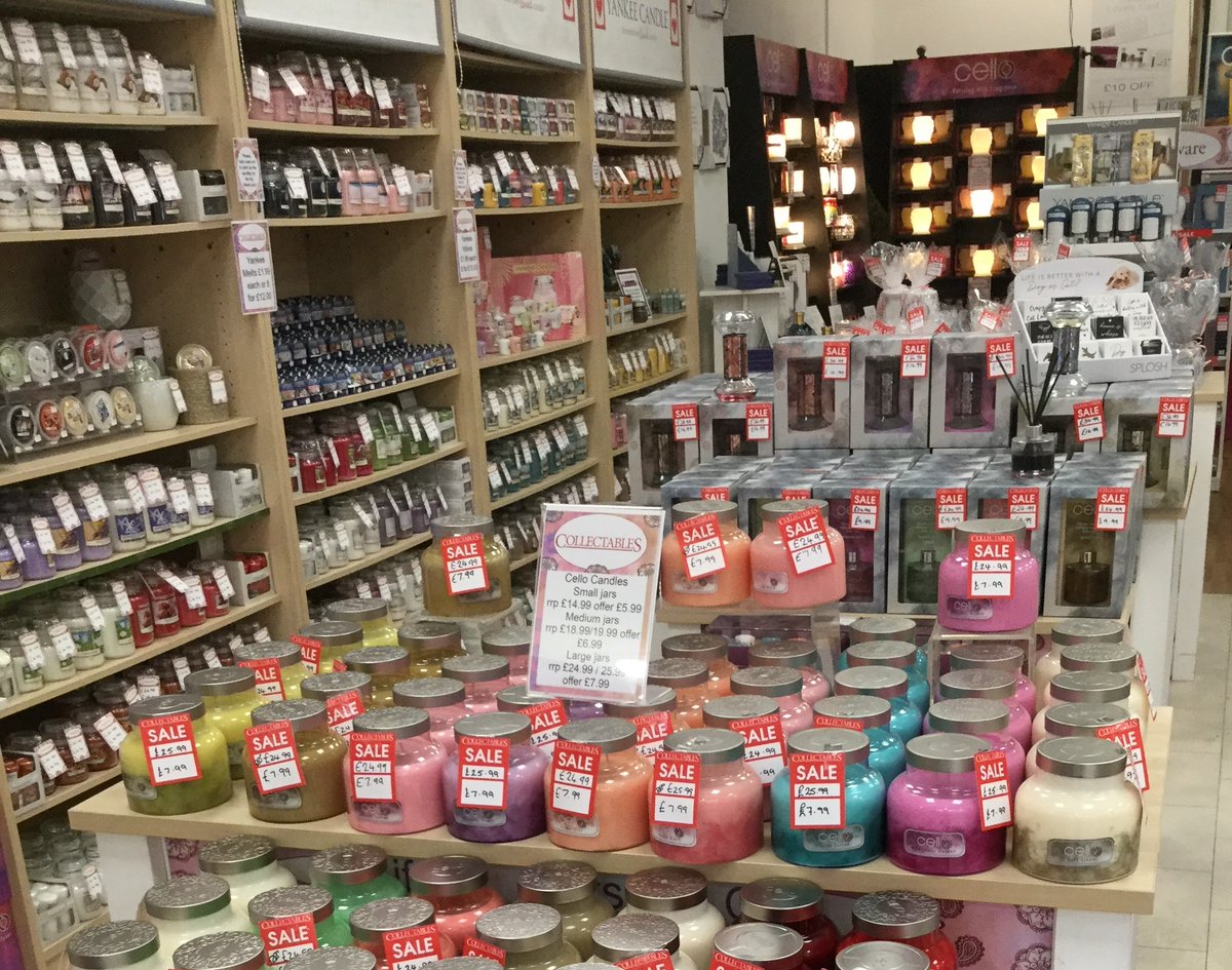 Hillstreetshop's tweet photo. Welcome back Collectables Hillstreet 👋 We love what you've done with the place 😍
@CollectablesWeb #homewares #gifts #homefragrance #yankeecandle  #cellocandle #willowtreefigurines #aromadiffusers  #collectableshillstreet https://t.co/K4Oe1isk92