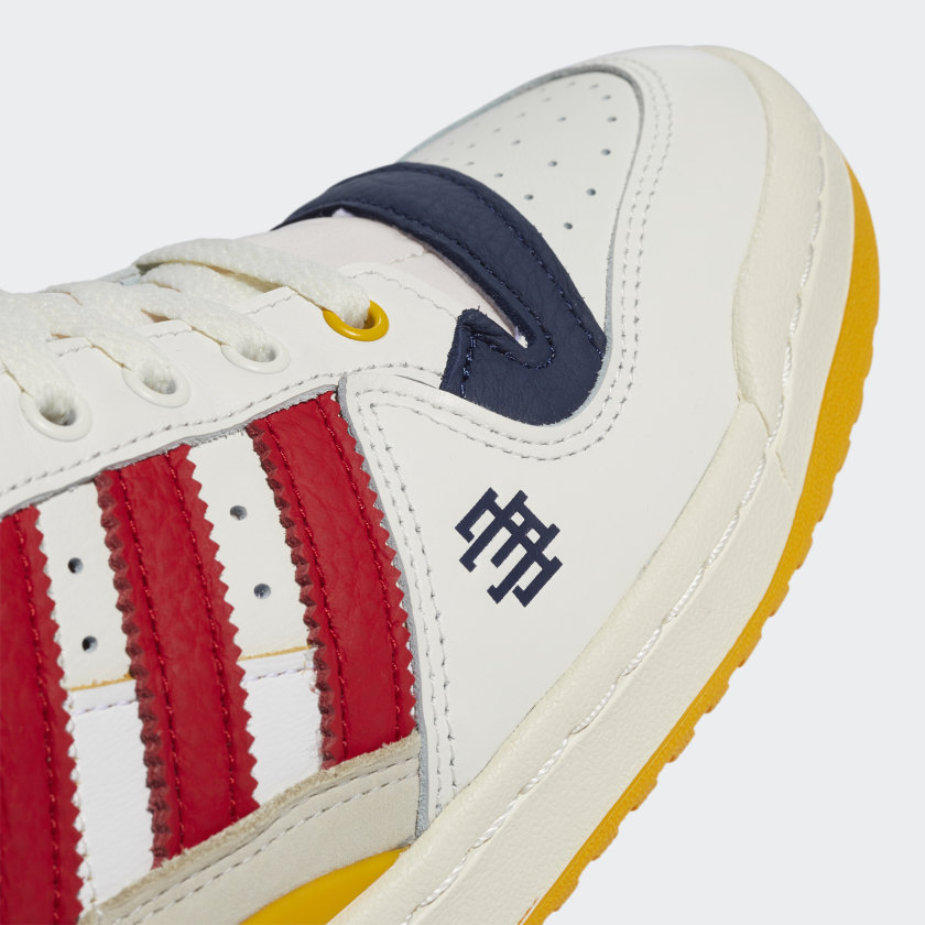 SOLELINKS's tweet photo. Ad: Eric Emanuel x adidas Forum 84 High 'McDonald's All American' releases April 23rd => https://t.co/iNVH0UgdQ2 https://t.co/GDfTbUIzXu