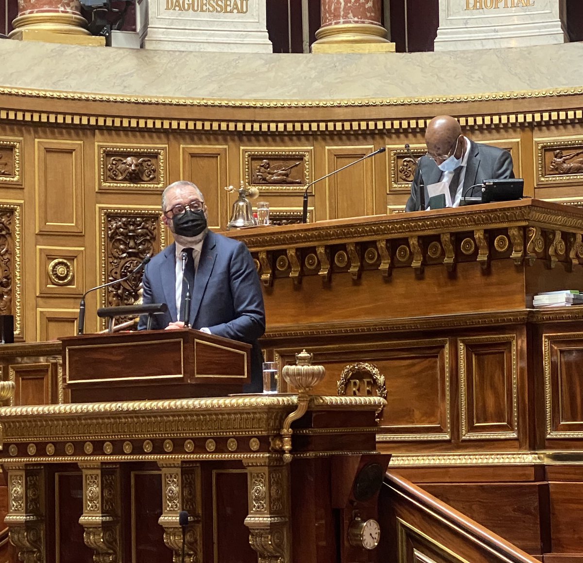 RachidTemal's tweet photo. Avec mon collègue @Didier_Marie76 nous portons la voix des @senateursPS dans le débat demandant au @gouvernementFR que le @Senat puisse faire son travail, au nom de l’article 53 de la Constitution, en débattant sur le traité #CETA ! 
Ce déni de démocratie est inacceptable ! https://t.co/elpPKwEYUB