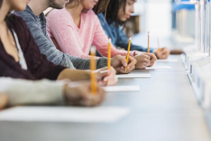 GMACUpdates's tweet photo. Graduate programs in business, law and medicine are seeing high application volume, as are some programs in psychology, philosophy and economics. https://t.co/w1Tandva5g via @InsideHigherEd #bschool #HigherEd https://t.co/fUqk2h3eZt