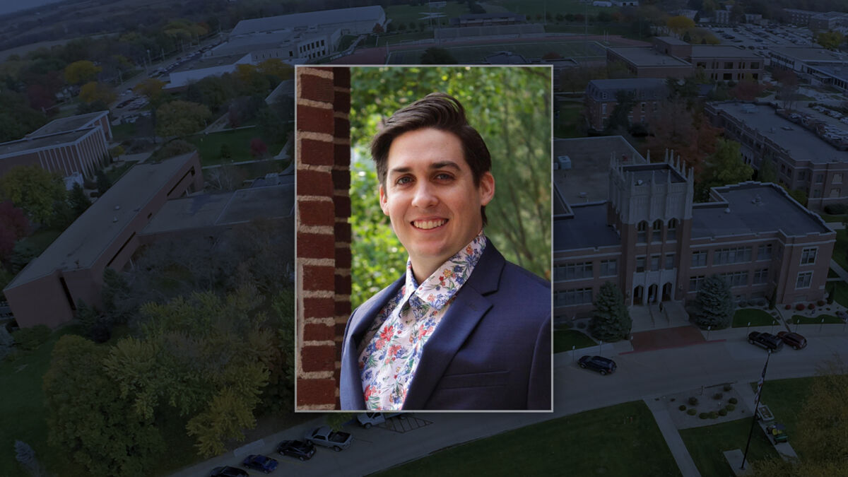 CUNE's tweet photo. Congrats to Joe Davis, #CUNE's director of forensics, who was recently named Outstanding New Forensics Coach by the American Forensics Association National Speech Tournament! Read more: https://t.co/GmdfnqSbpl https://t.co/d4v0bGflsg