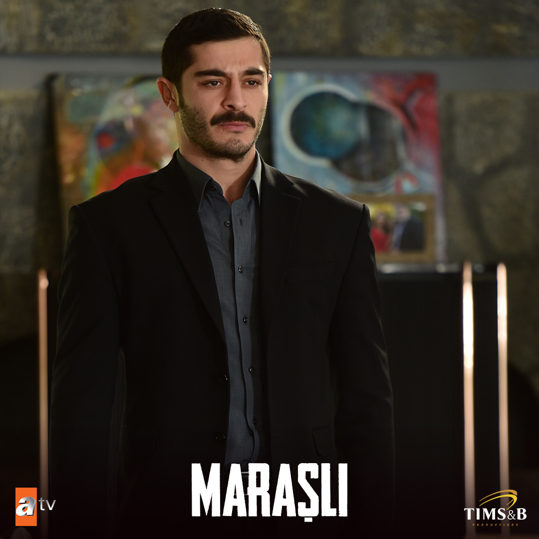 MarasliDizi's tweet photo. Türel Ailesi'nde sular durulmuyor!

#Maraşlı yeni bölümüyle Pazartesi 20.10’da #atv’de 🔥
@atvcomtr @timsandb https://t.co/PKMyQSa1ZZ
