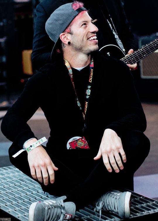 esotericpilots's tweet photo. anyways stan josh dun who is a very vital member of the two piece band twenty one pilots. https://t.co/1liVaslMRN