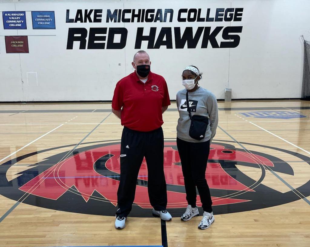 Thank you Coach Kimball @CoachRayKimball for giving me a chance to see your beautiful campus ! Also thank you for giving me an offer to Lake Michigan College.