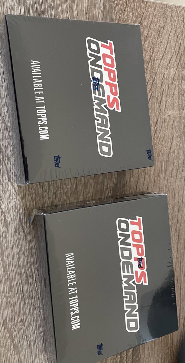 ChrisGregor96's tweet image. Uefa Knockout full baseset pictures and first hits thread.
Feel free to share and retweet with collectors as half baselist was still unknown until now:
@WatchTheBreaks @DolphinFan100 @jcutlersburner