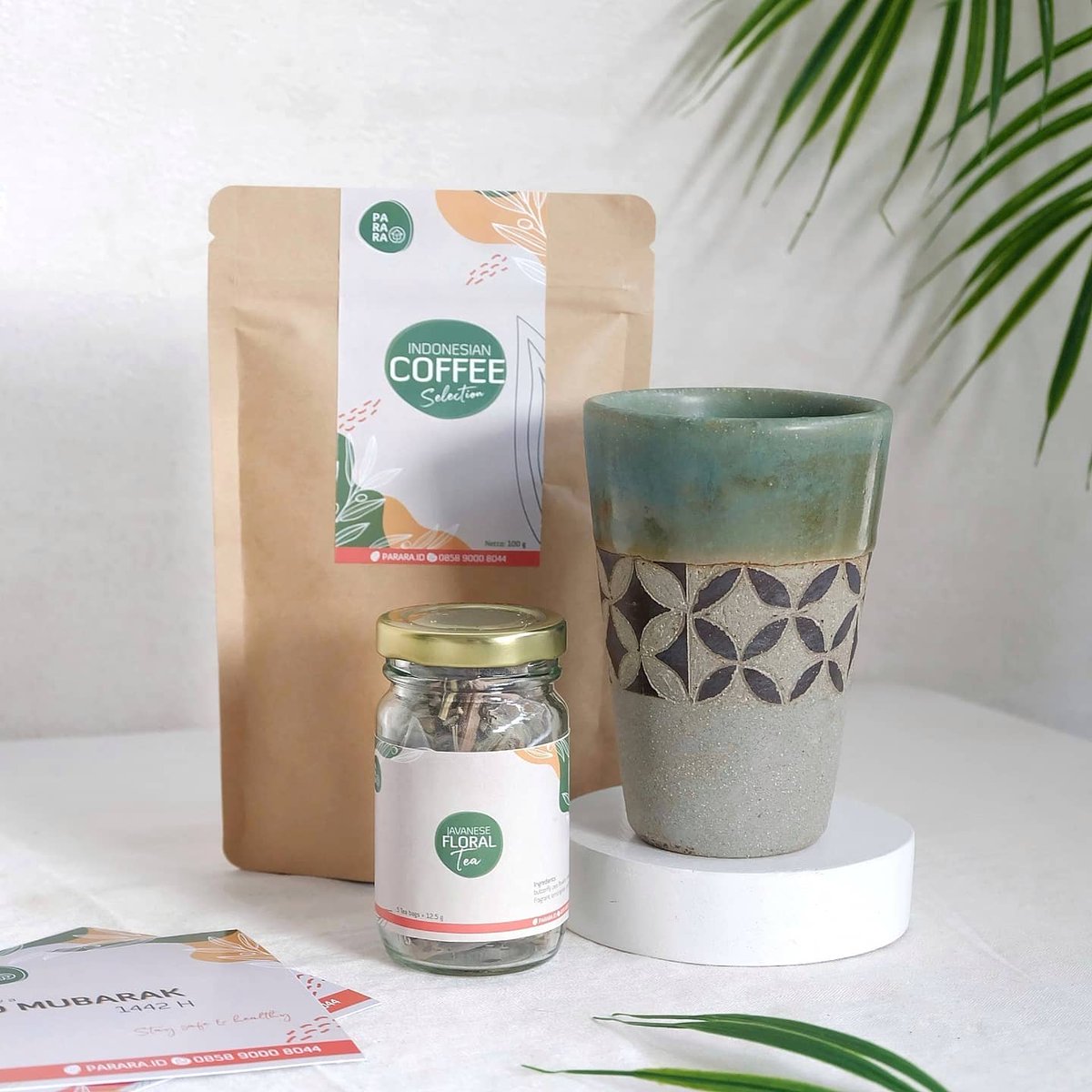 PARARA_ID's tweet photo. Now available
✨Hampers KAREEM✨ IDR 450 K
• Indigenous JAWAWUT Krayan-Borneo
• Indonesian Coffee Selection
• Healthy Palm Sugar (Gula Semut)
• Wild Raspberry Jam or Javanese Floral Tea
• Artisanal *Ceramic Cup by @pekundenpottery
• Ulap Doyo canvas tote bag by @borneo.chic https://t.co/T2YEj0Ecns