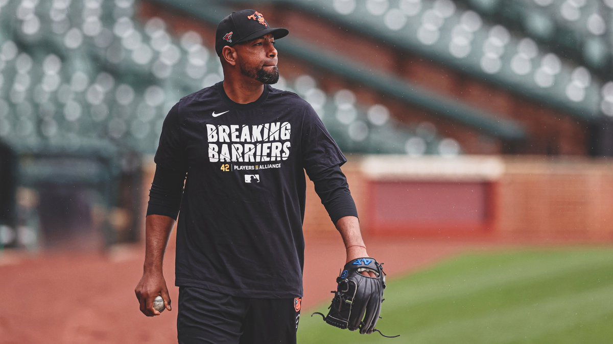 Orioles's tweet photo. 42 showed us how. https://t.co/egHn8dQRL4