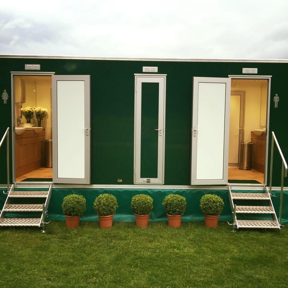 Fingerscrossed all goes to plan on the 17th May!
Let’s hope the government will increase the number to 30 people at weddings and hope by summer it really will be a different world for the weddings and events industry! 🤞
#midlands #Derbyshire #cheshire 
doveloos.com