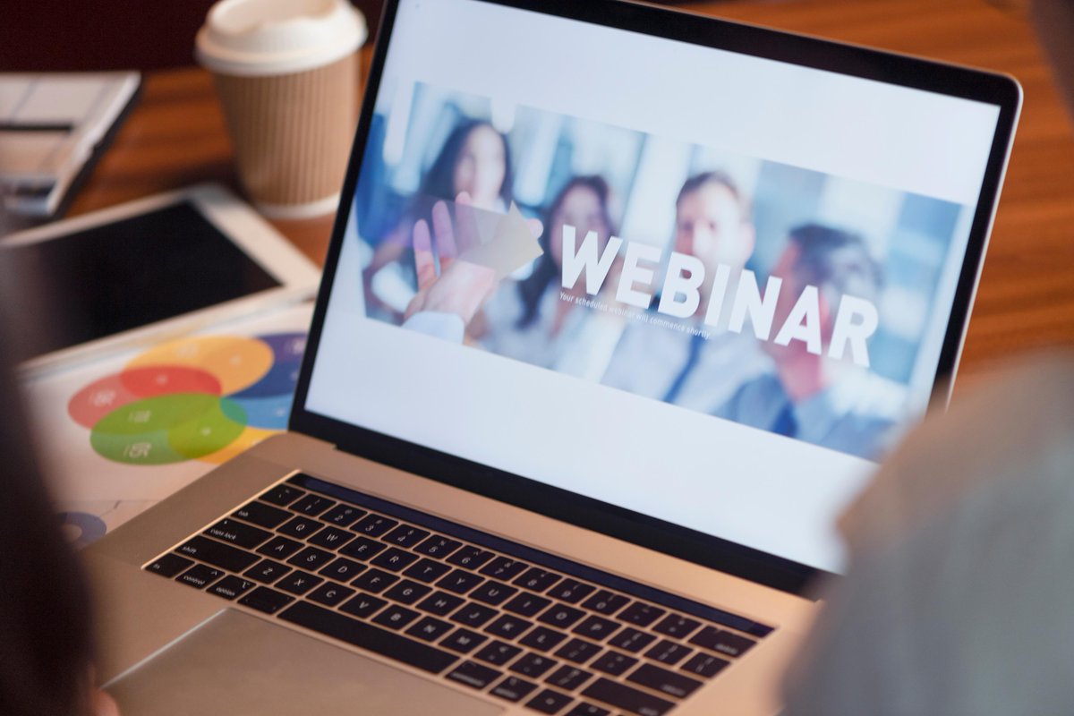 TheLinkSN's tweet photo. The scholarly content discovery landscape turned almost completely digital during the pandemic. In this webinar, join speakers from the university, publisher, &amp; consulting world to discuss what we learned about user journeys &amp; experiences during this time. https://t.co/Ptto7KuJd4 https://t.co/ormnjr7Tls