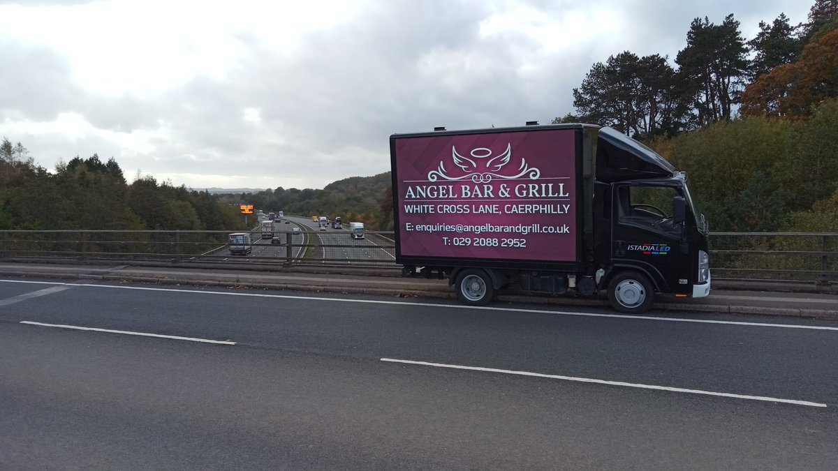 istadia's tweet image. With retail gradually opening back up we have added a 3rd led digivan to the iStadia fleet. So if you want high impact messaging on the move and target specific areas, please get in touch. 02920849668 sales@istadiasolutions.co.uk  #ledscreens #digitalsignage #mobileled #ledvans