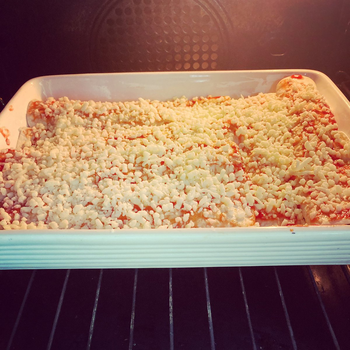 Enchiladas selon <a href="/chocmielcooking/">𝒸𝒽𝑜𝒸𝓂𝒾𝑒𝓁 🍽️</a> , in progress #HomeMade #MaVieACasablanca