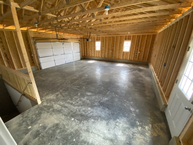 OhioModular's tweet image. I sure wish my garage had this little bump feature. Mancave potential to the 10th power