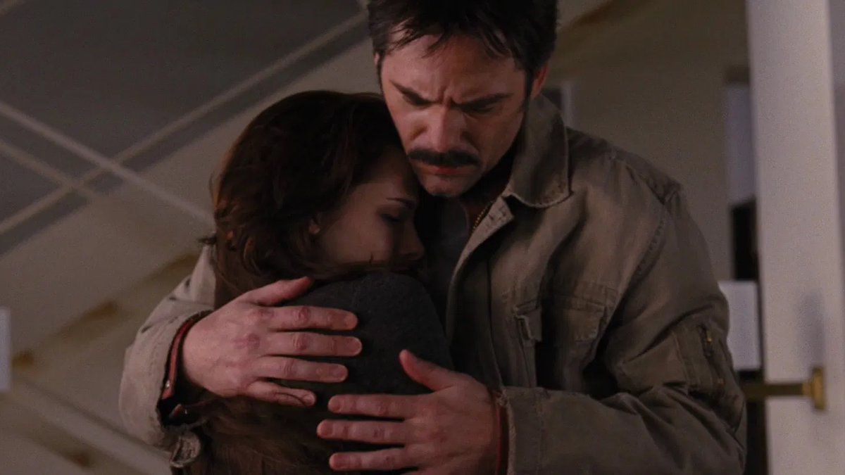 twilightreborn's tweet image. that moment where charlie hugs bella and notices that she&apos;s cold, realizing that something has changed but then he hugs her even harder 🥺
