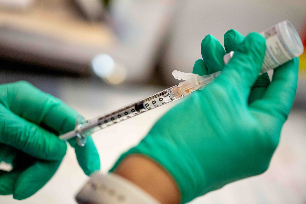 BastropCntyOEM's tweet image. If you are over 16 and want a vaccine, schedule a time to receive a Pfizer vaccine at COTA drive-thru vaccine clinic this Fri., Sat. or Sun. from 9-5 by registering online at covid19.communitycaretx.org/VaccSched/covi…. An appointment is required for entry to the site. Photo: jgenevievephotography