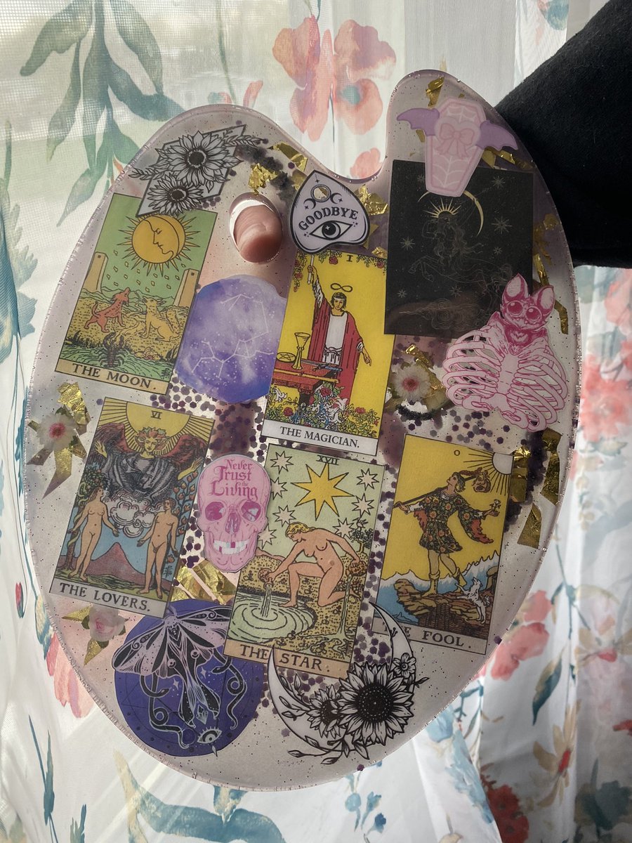 logananhorn's tweet image. @jakequartaro // @LoganCustomized at it again 😍

This one is STUNNING 💜🤍🖤

Thanks for looking! Link below to order your own ✨

customizedbylogan.squarespace.com/shop