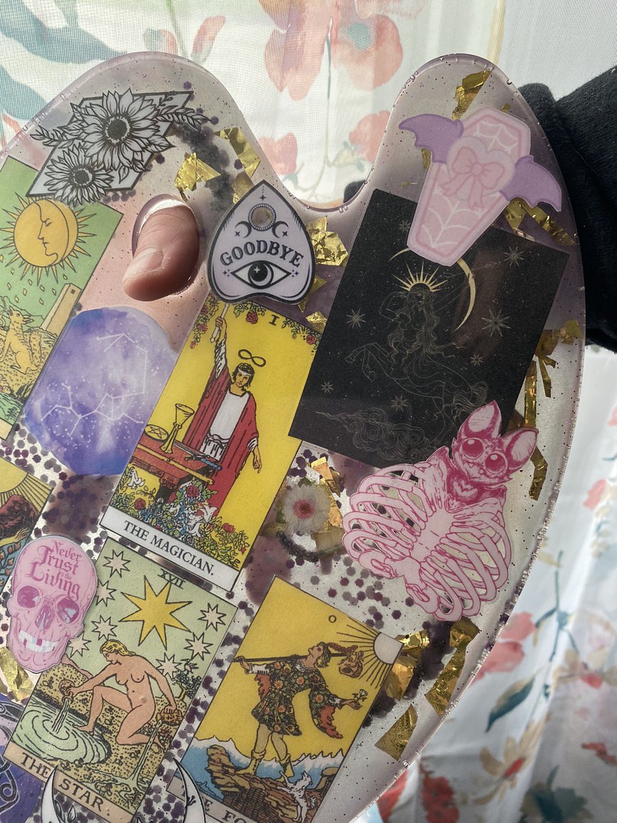 logananhorn's tweet image. @jakequartaro // @LoganCustomized at it again 😍

This one is STUNNING 💜🤍🖤

Thanks for looking! Link below to order your own ✨

customizedbylogan.squarespace.com/shop