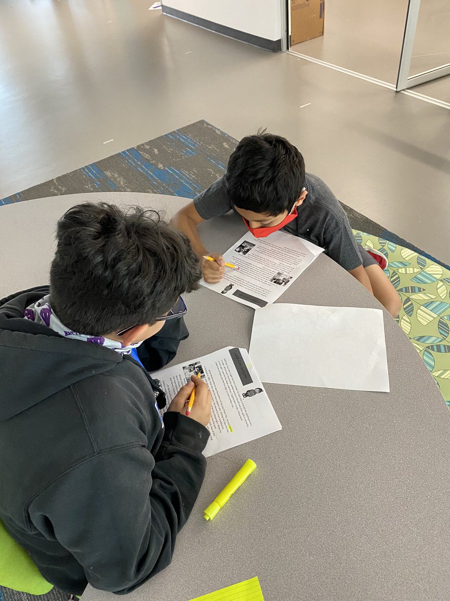 mrsbeccag's tweet photo. Today we put our writing skills to use while playing some Escape Room! ✏️📓 thanks for the awesome resource @SM_RodriguezLib #FourthGrade #WritingFun #TheKnightWay https://t.co/a1DNFQgn55