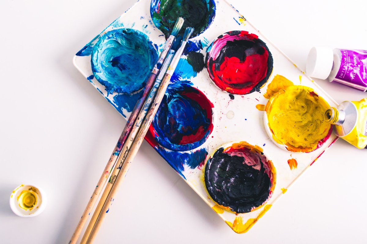 CT_women's tweet photo. Which of your childhood hobbies do you still enjoy today?

#PullUpAChair and share your answers with us here on Twitter! We'll feature some of your responses in the next issue of Coming Home: A place to talk about faith and family.

https://t.co/UTGk8p2JJB https://t.co/jGGXgUrz1p