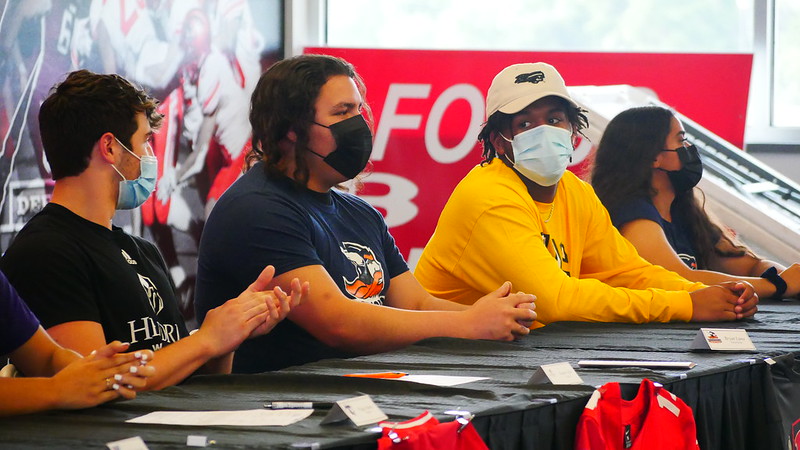 BeltonISD (@beltonisd) on Twitter photo Please help us congratulate 10 <a href="/BeltonHS/">BeltonHS</a> student-athletes who have committed to continue their education & sport at college. What an accomplishment! 👏 bit.ly/2Q8BmkX <a href="/GoETBUTigers/">ETBU Athletics</a> <a href="/CruSports/">UMHB Crusaders</a> <a href="/SchreinerU/">Schreiner University</a> <a href="/LyonCollege/">Lyon College</a> <a href="/TarletonState/">Tarleton State University</a> <a href="/TylerJrCollege/">Tyler Junior College</a> <a href="/MidlanduPower/">Midland Powerlifting</a> Please help us congratulate 10 <a href="/BeltonHS/">BeltonHS</a> student-athletes who have committed to continue their education & sport at college. What an accomplishment! 👏 bit.ly/2Q8BmkX <a href="/GoETBUTigers/">ETBU Athletics</a> <a href="/CruSports/">UMHB Crusaders</a> <a href="/SchreinerU/">Schreiner University</a> <a href="/LyonCollege/">Lyon College</a> <a href="/TarletonState/">Tarleton State University</a> <a href="/TylerJrCollege/">Tyler Junior College</a> <a href="/MidlanduPower/">Midland Powerlifting</a>