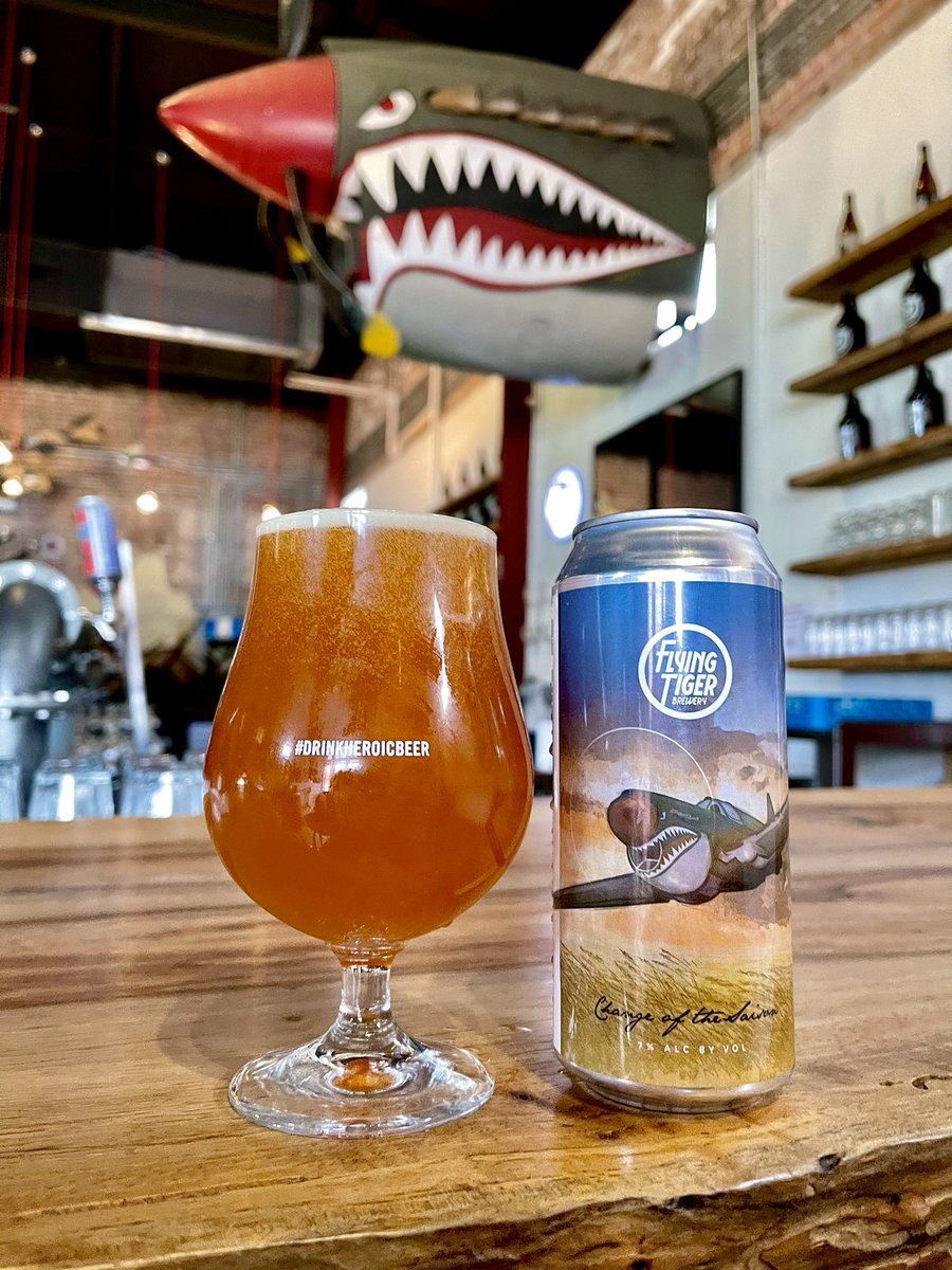 flyingtigerbeer's tweet photo. It’s time for a “Change of Saison!” This classic farmhouse ale releases Saturday April 17th on National Saison Day! Available on draft and in 16oz four packs! #farmhouseale #craftbeer #DrinkHeroicBeer #saison https://t.co/Wq3dRIFU91