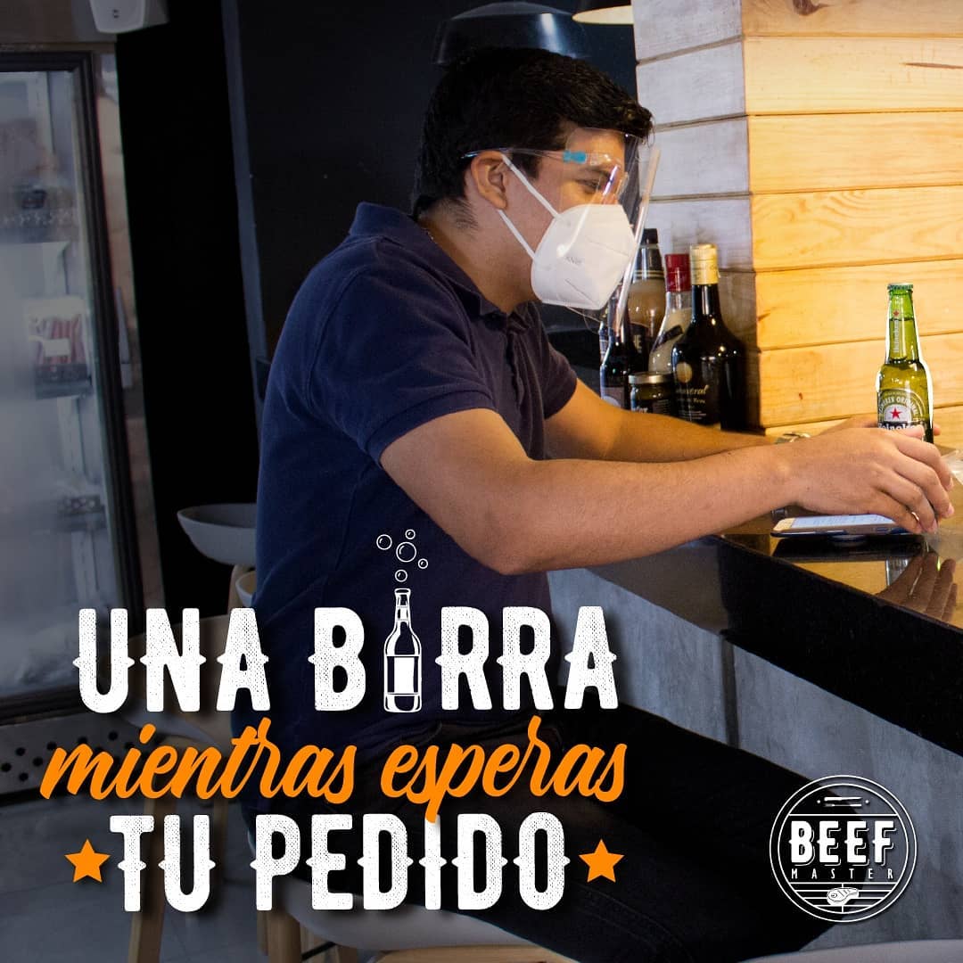 beefmasterccs's tweet photo. ¿Una cervecita mientras esperas tu pedido? ¡Si cuadra!
.
Visítanos hoy y disfruta de la experiencia #Beef mientras esperas los cortes especiales de nuestros #MaestrosDeLaCarne 😎🤩
.
#CortesDeCarne #EmpacadosAlVacio #CarneDePrimera #MaestrosDeLaCarne #Delivery #BeefMasterCcs https://t.co/3w3CCpKDOS