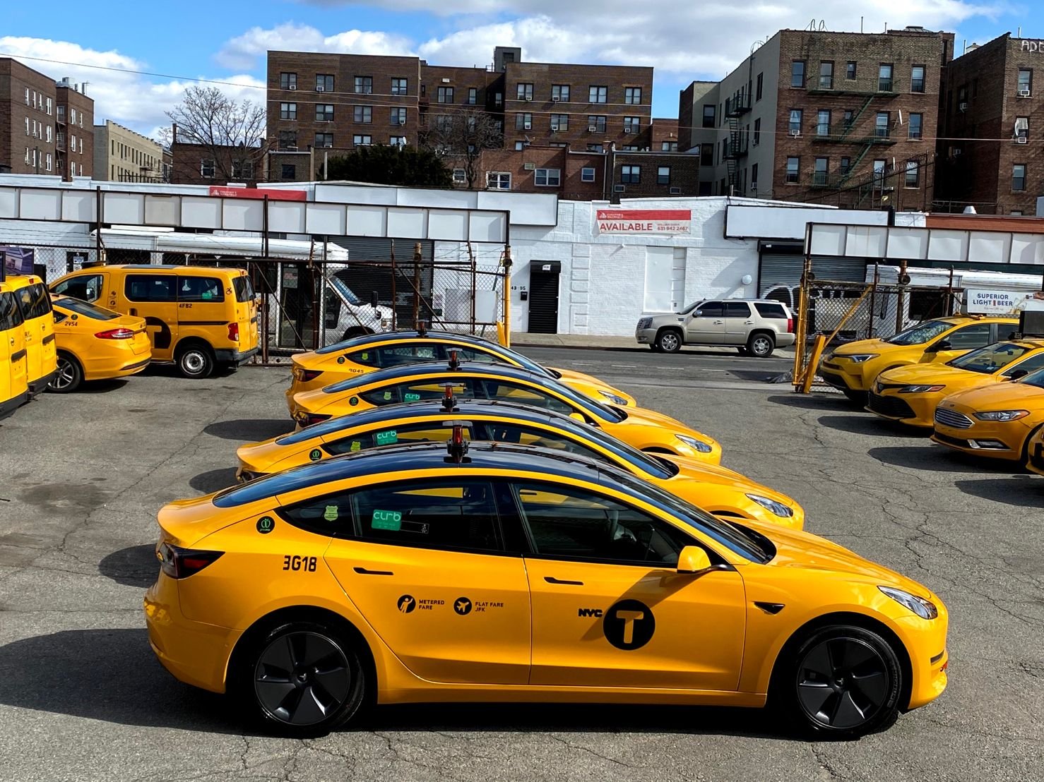Tesla Model 3 becomes more popular as NYC yellow cab (credit, how much) - New York City - New York - City-Data Forum